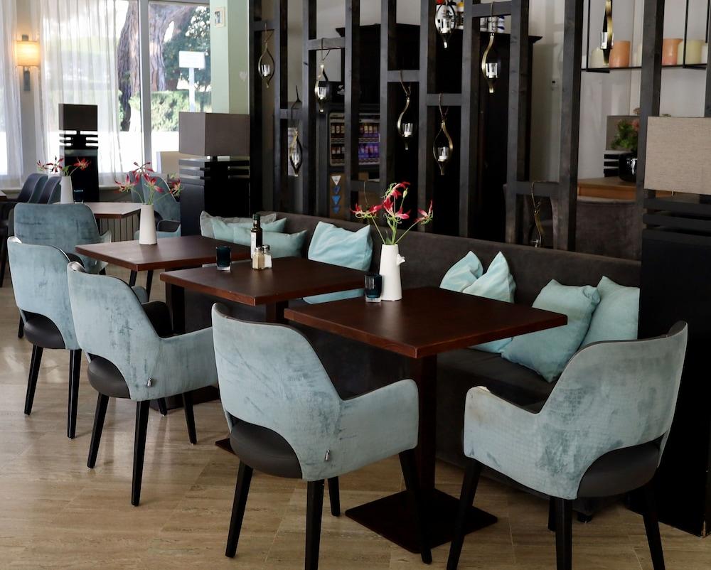 Der Valk Barcarola Hotel